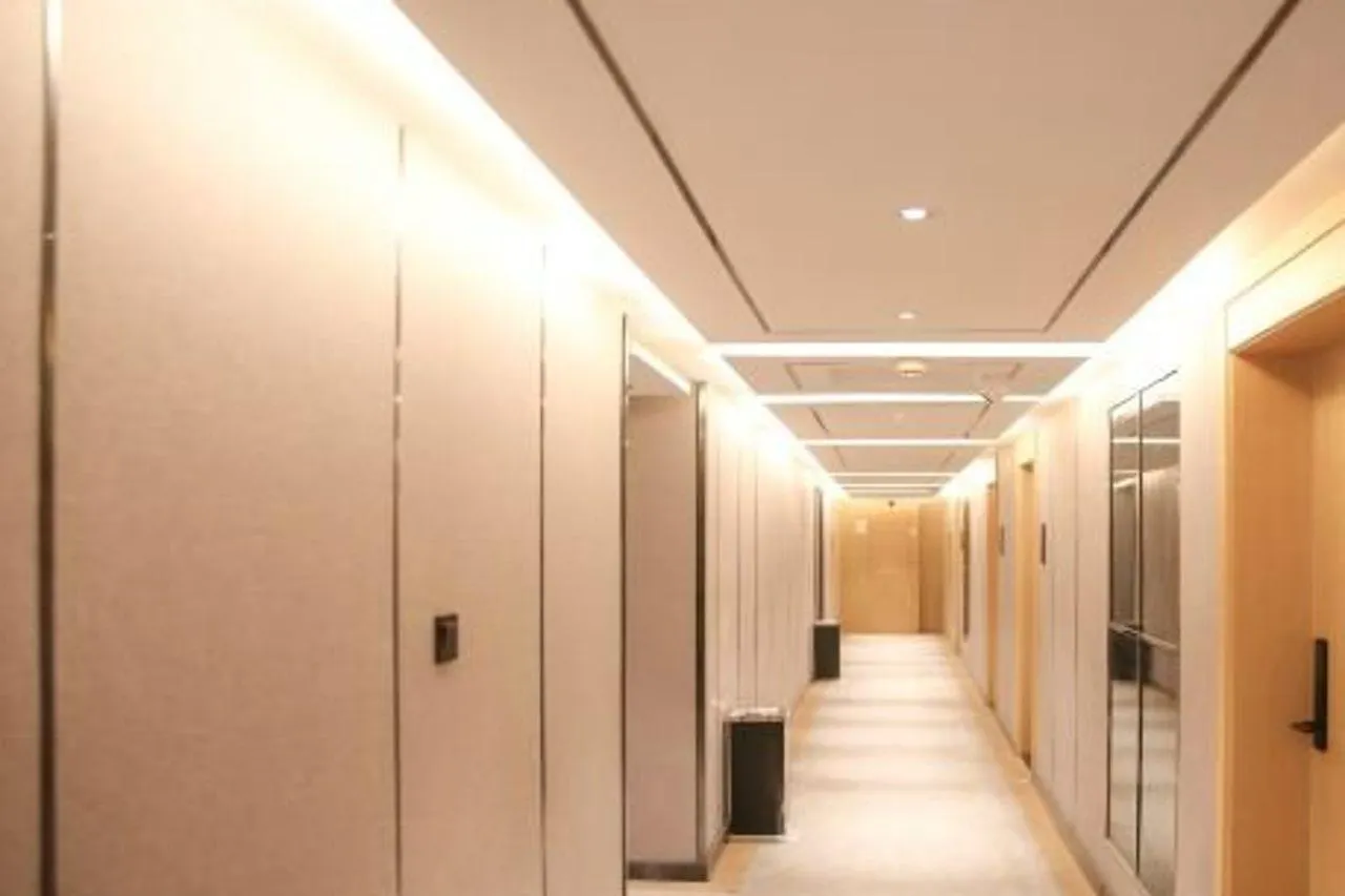 Shengting Business Hotel Zhengzhou International Exhibition Center